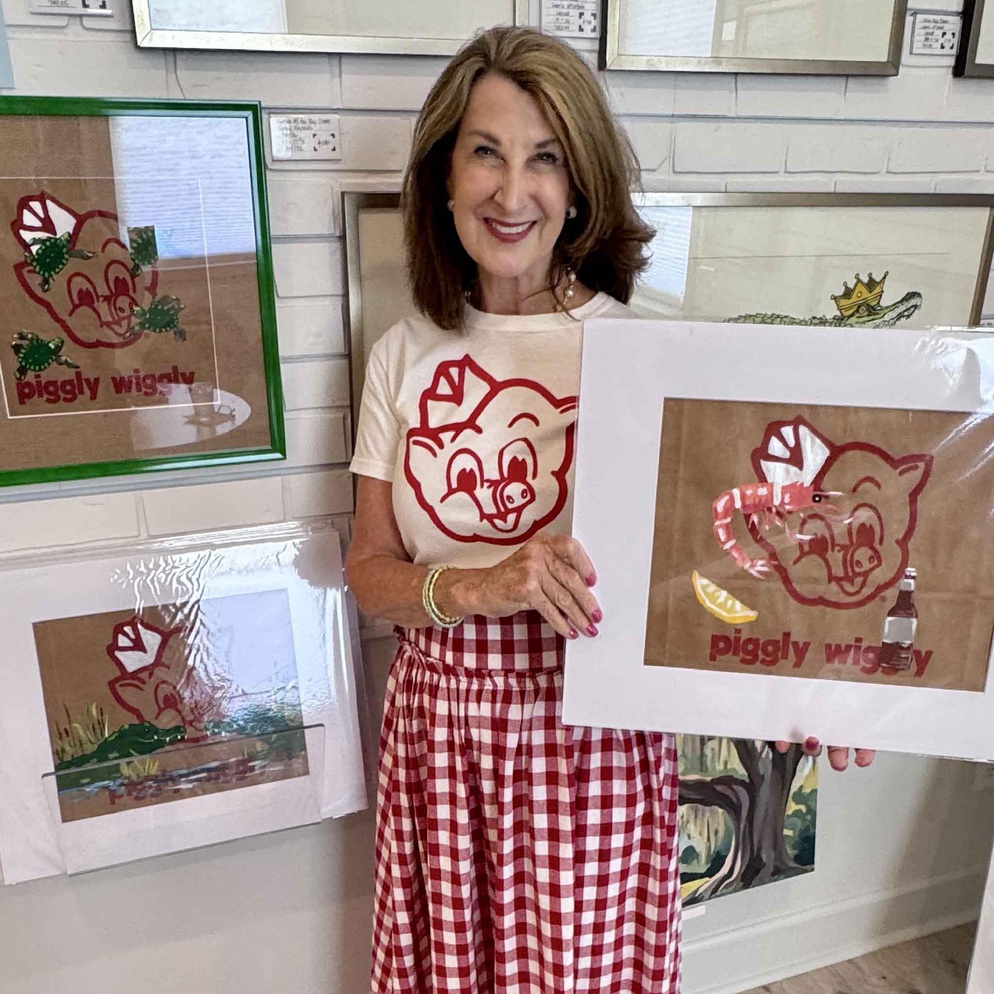 local artist of Piggly Wiggly grocery bags Jenny Reynolds at Gray Man Gallery in Pawleys Island, South Carolina